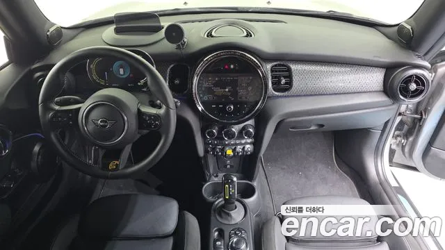Mini Cooper — Фото автомобиля 7