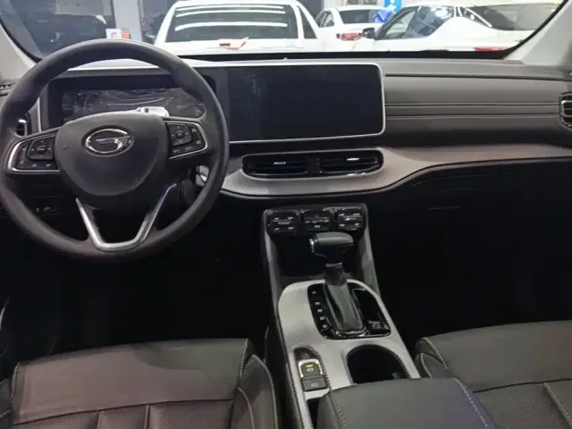 GAC Trumpchi Trumpchi GS3 2022 POWER 270T Auto Premium Edition — Фото автомобиля 12