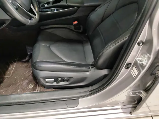 Toyota Avalon — Фото автомобиля 6