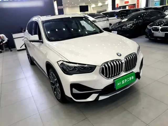 BMW X1 — Фото автомобиля 3