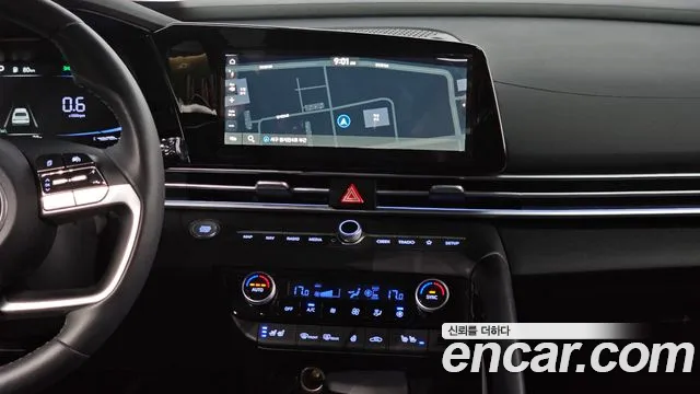 Hyundai AVANTE Новый Avante (CN7) — Фото автомобиля 13