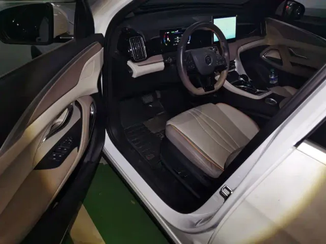 BYD Song Pro — Фото автомобиля 12