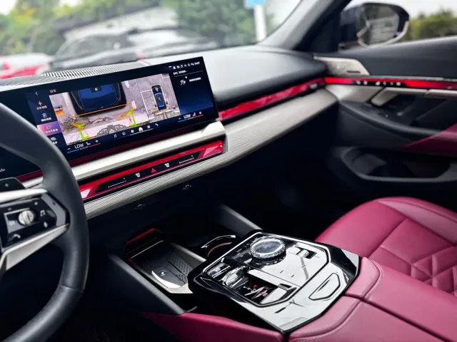 BMW 5 Series — Фото автомобиля 20