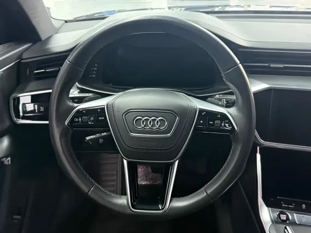Audi A6L — Фото автомобиля 9