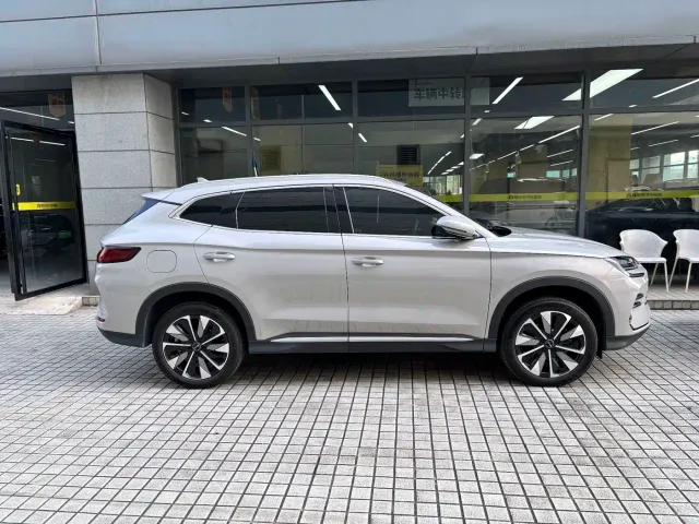 BYD Song PLUS — Фото автомобиля 5