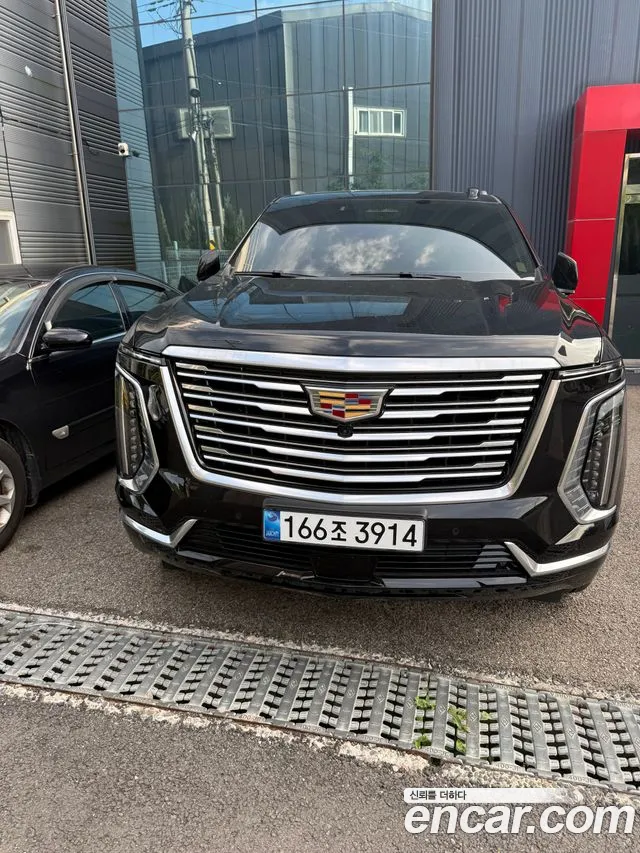 Cadillac Escalade Escalade 5 поколение — Фото автомобиля 5
