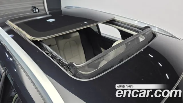 Вольво XC40 B4 Ultimate Bright — Фото автомобиля 5