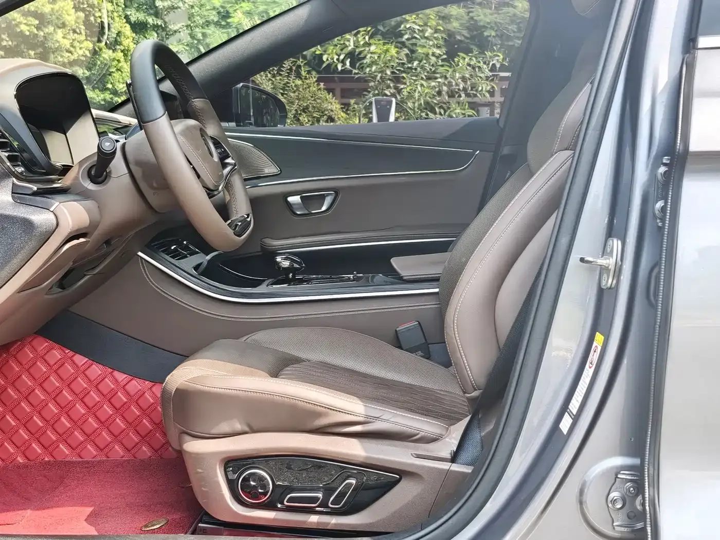 BYD Han 2020 EV Extended Range Premium — Фото автомобиля 14