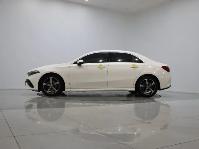 Mercedes-Benz A-Class — Фото автомобиля 8