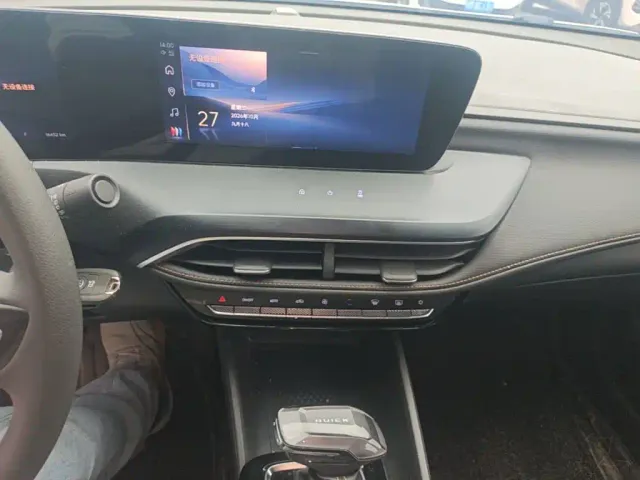 Buick Verano — Фото автомобиля 12