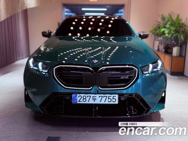 BMW M5 G90 — Фото автомобиля 2