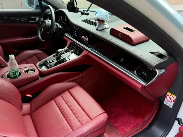 Porsche Panamera — Фото автомобиля 11