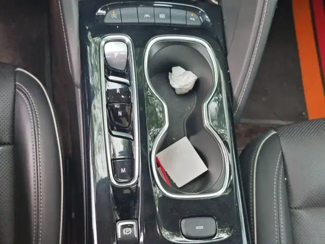 Buick Envision Plus — Фото автомобиля 14