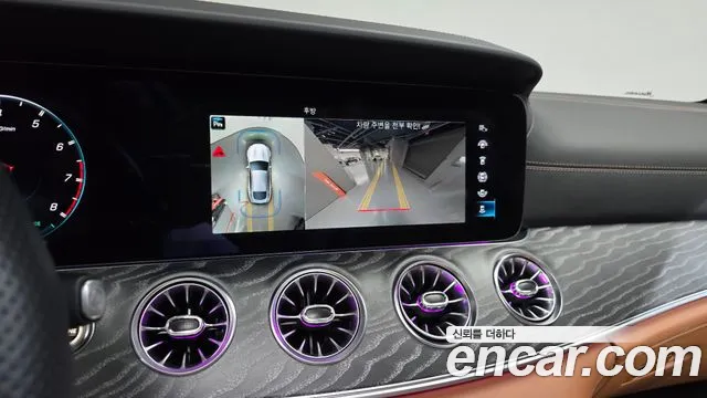 Mercedes-Benz AMG GT 4 двери 43 4MATIC+ — Фото автомобиля 15