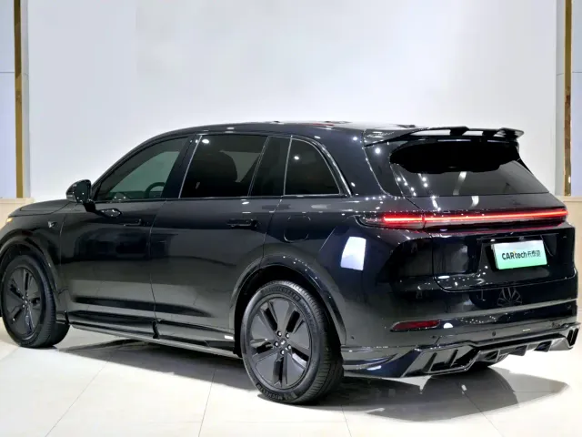 Li Auto L7 — Фото автомобиля 23