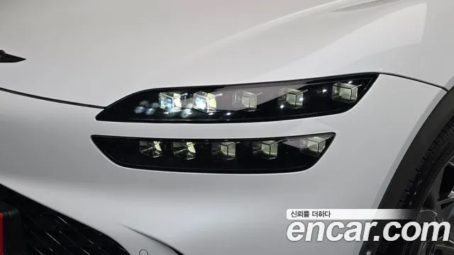 Genesis GV60 — Фото автомобиля 19