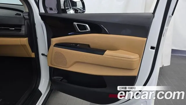 Kia Canival Carnival 4 поколение Бензин 9 мест Prestige — Фото автомобиля 25