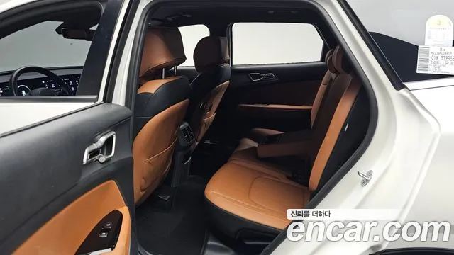 Kia Sportage Sportage 5-е поколение Бензин 1.6 турбо 2WD — Фото автомобиля 11