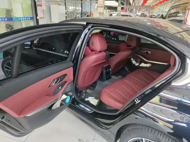 BMW 3 Series — Фото автомобиля 4