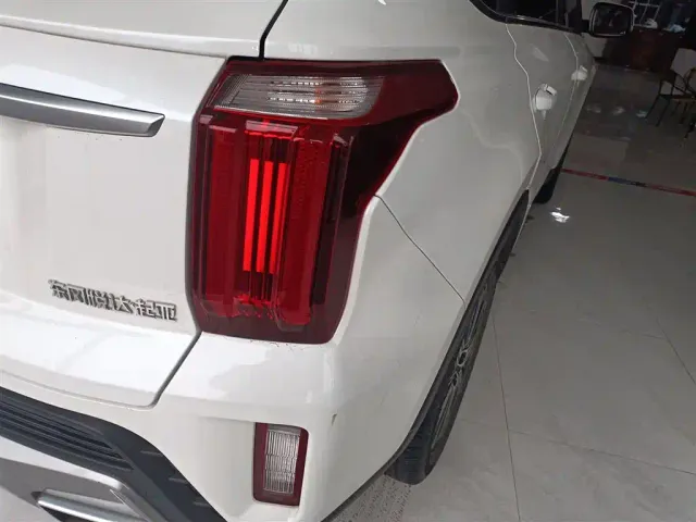 Kia Sportage — Фото автомобиля 7