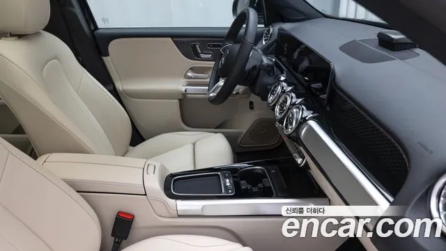 Mercedes-Benz EQB X243 — Фото автомобиля 9