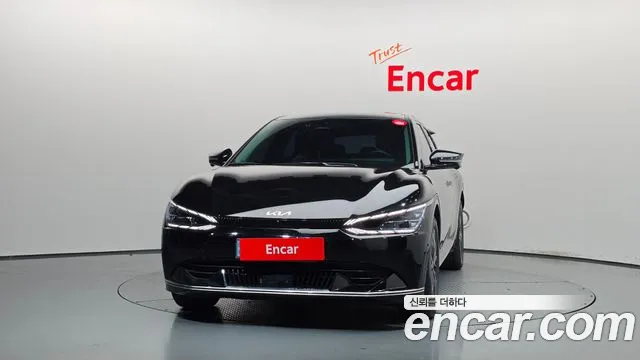Kia EV6 — Фото автомобиля 3