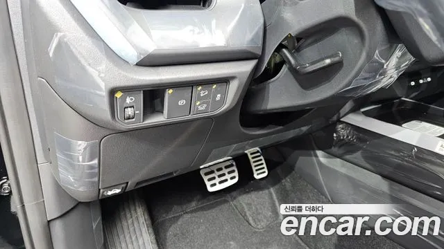 Kia Seltos Seltos 2 поколение Бензин 1.6T 2WD — Фото автомобиля 19
