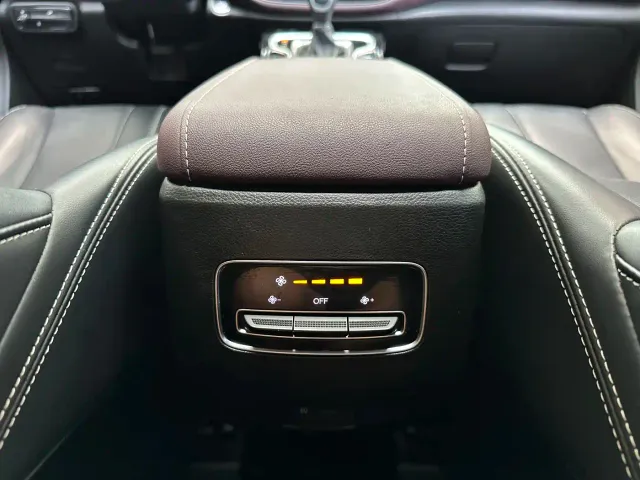 GAC Trumpchi M6 — Фото автомобиля 20