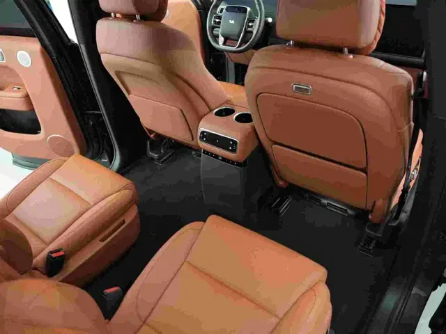 Li Auto L9 — Фото автомобиля 7