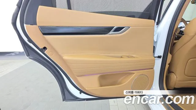 Genesis G80 RG3 — Фото автомобиля 14