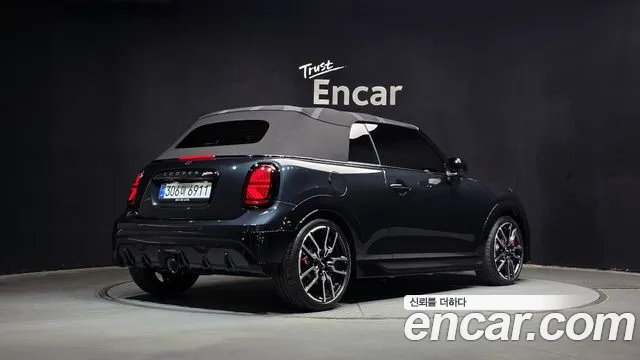 Mini Cooper Convertible — Фото автомобиля 2