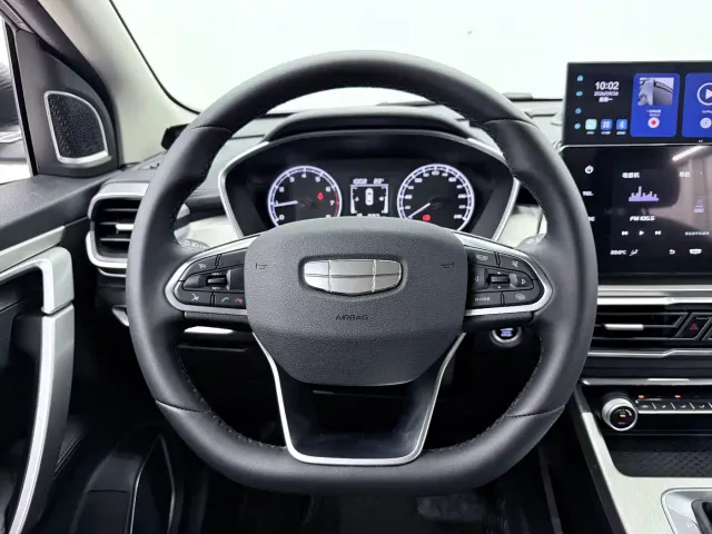 Geely Binyue — Фото автомобиля 4