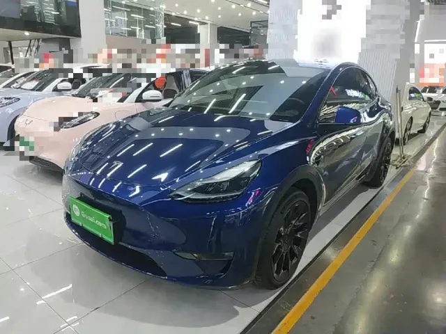 Фотография автомобиля — Tesla Model Y