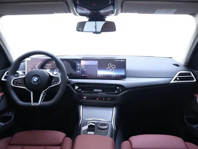 BMW 3 Series — Фото автомобиля 13