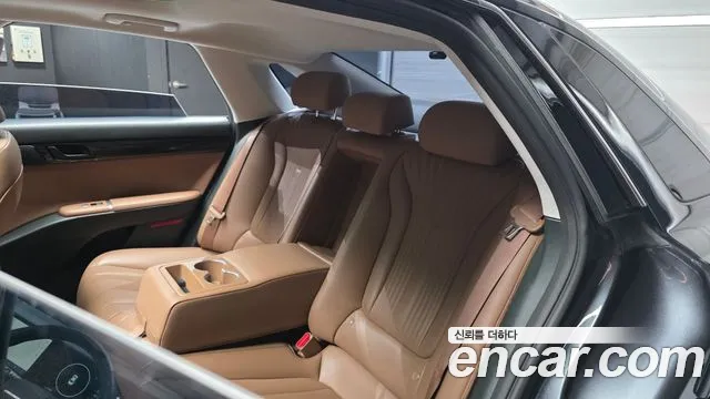 Hyundai Grandeur GN7 — Фото автомобиля 18