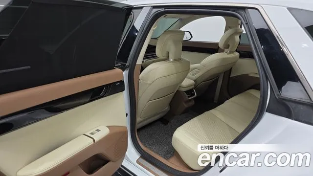 Hyundai Grandeur GN7 — Фото автомобиля 11
