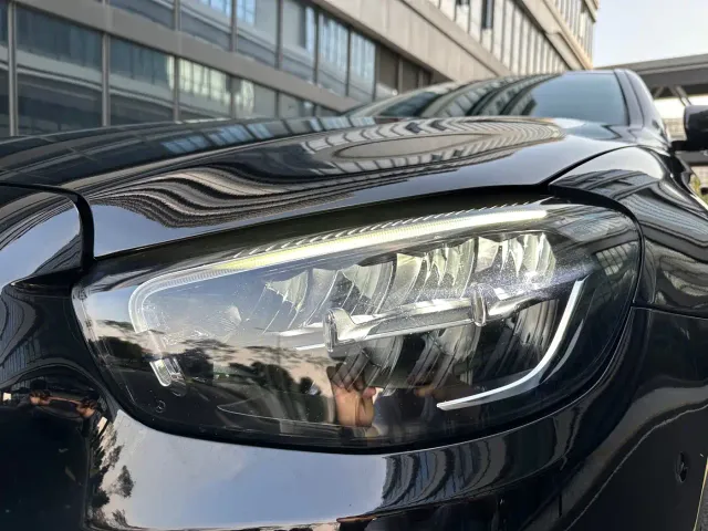 Mercedes-Benz E-Class — Фото автомобиля 7