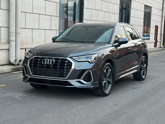 Audi Q3 — Фото автомобиля 2