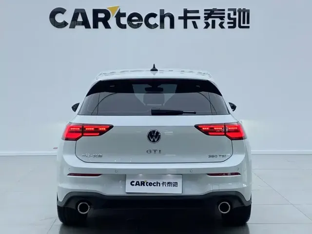 Volkswagen Golf GTI — Фото автомобиля 4