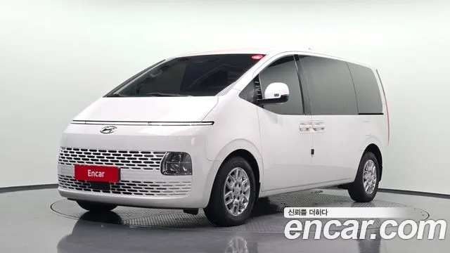 Фотография автомобиля — Hyundai Staria