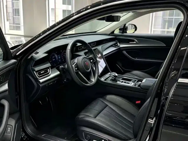 Hongqi H5 — Фото автомобиля 5