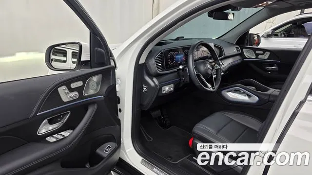 Mercedes-Benz GLE-Class — Фото автомобиля 15