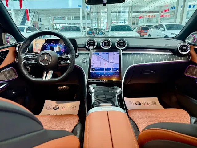 Mercedes-Benz C-Class — Фото автомобиля 7