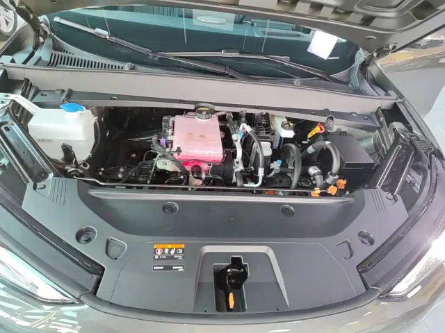 Geely Galaxy E5 — Фото автомобиля 19