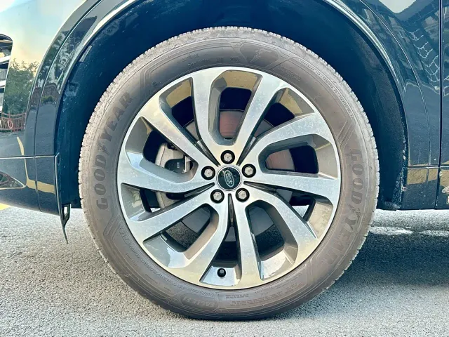 Land Rover Discovery Sport — Фото автомобиля 19