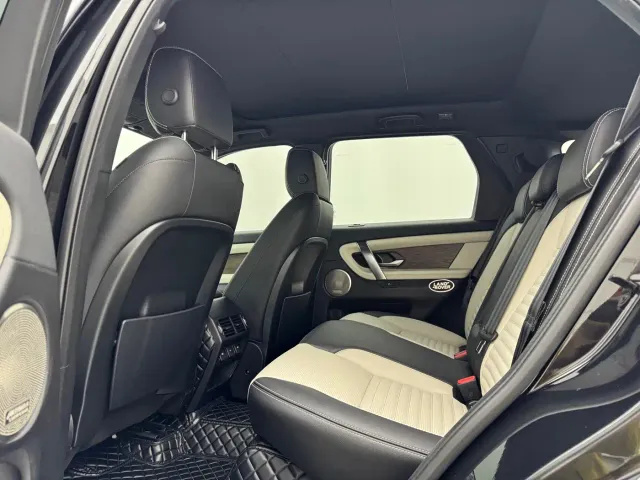 Land Rover Discovery Sport — Фото автомобиля 10