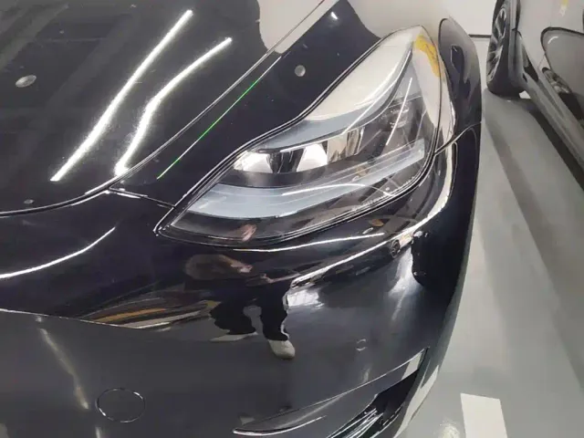 Tesla Model Y — Фото автомобиля 23