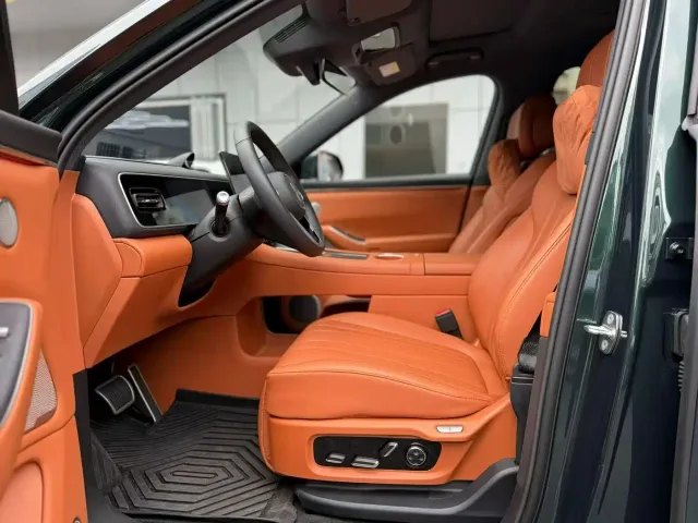 Aito M7 — Фото автомобиля 2