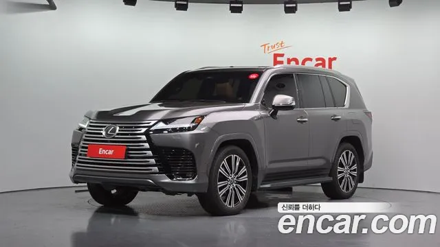 Фотография автомобиля — Lexus LX Generation 4