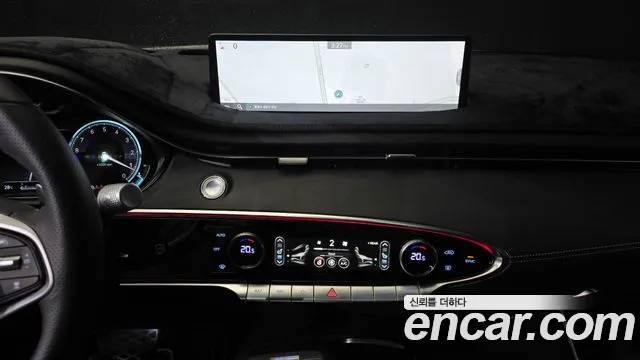 Genesis GV70 — Фото автомобиля 14
